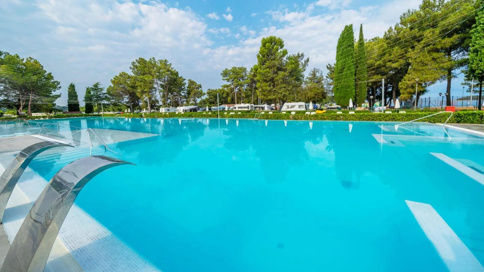 Eurocamp Mobile Homes At Campsite Valkanela Funtana Holiday park